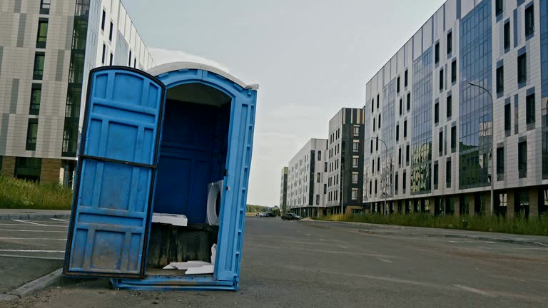 Best Deluxe Portable Toilet Rental  in Forest Oaks, NC